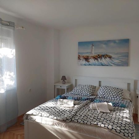 Apartment Hajduk 스타리그라드 파클레니차 외부 사진